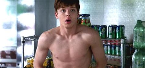 Cameron Monaghan Penis,Shirtless Scene in Shameless